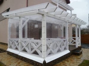 Защитные шторы для террасы